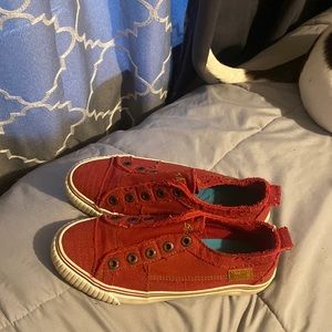 Red blowfish sneakers!